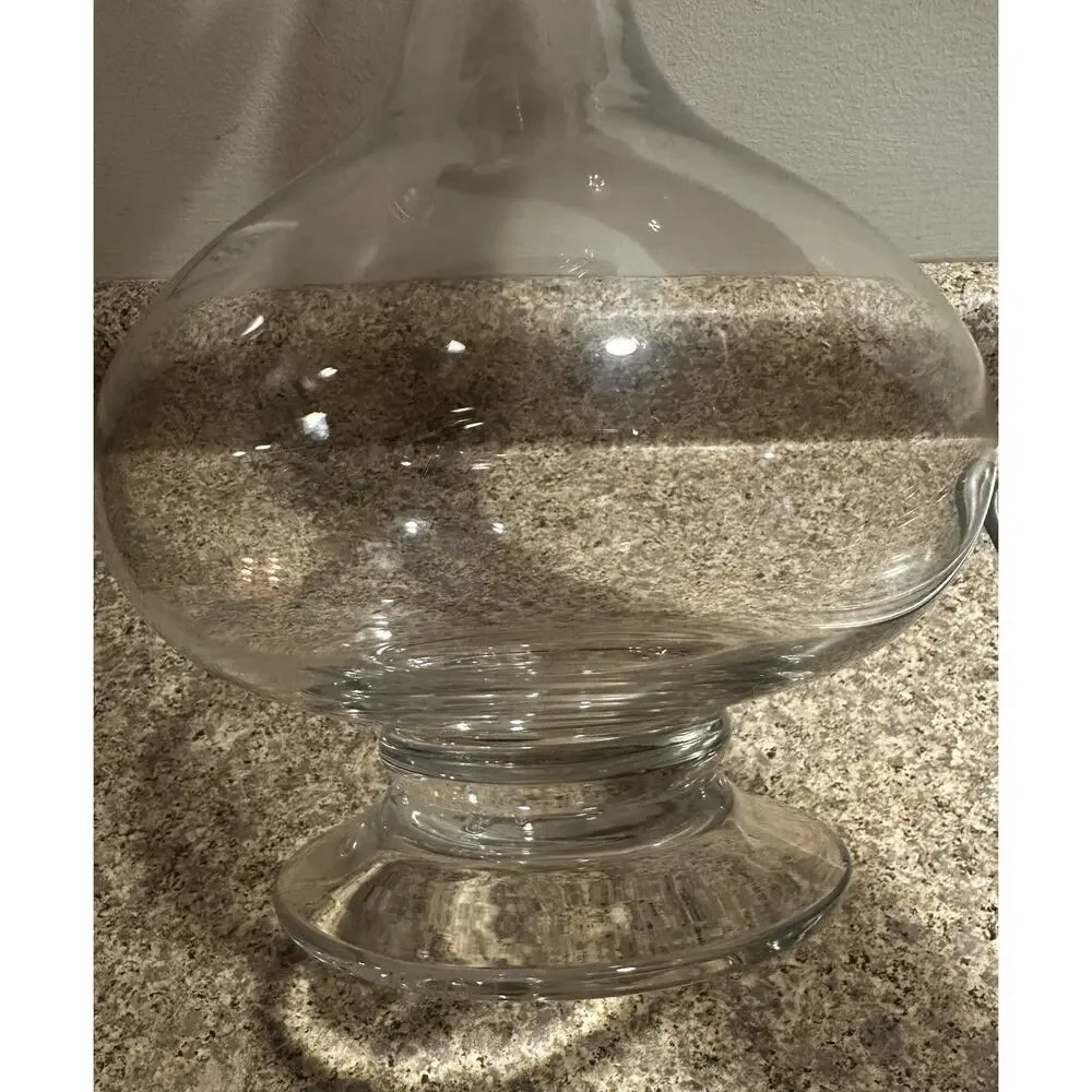 Southern Living at Home Hampton Decanter Handmade Glass With Stunning Stopper